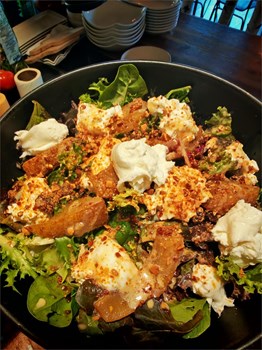 Ensalada de burrata y pera - Imagen 1