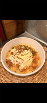 Postre de manzana con cuchara - Imagen 1