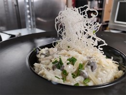 Risotto de setas con parmesano